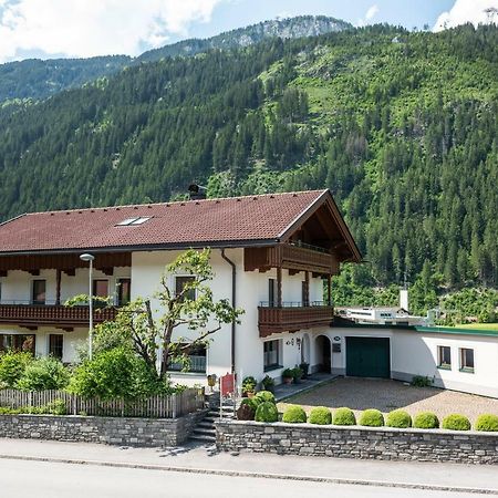 Landhaus Tyrol Mayrhofen Εξωτερικό φωτογραφία