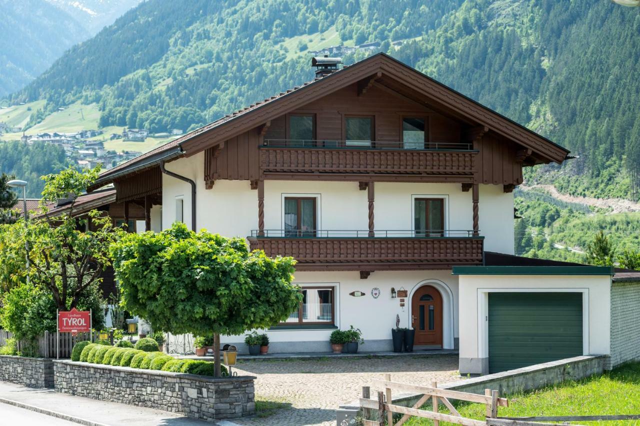 Landhaus Tyrol Mayrhofen Εξωτερικό φωτογραφία